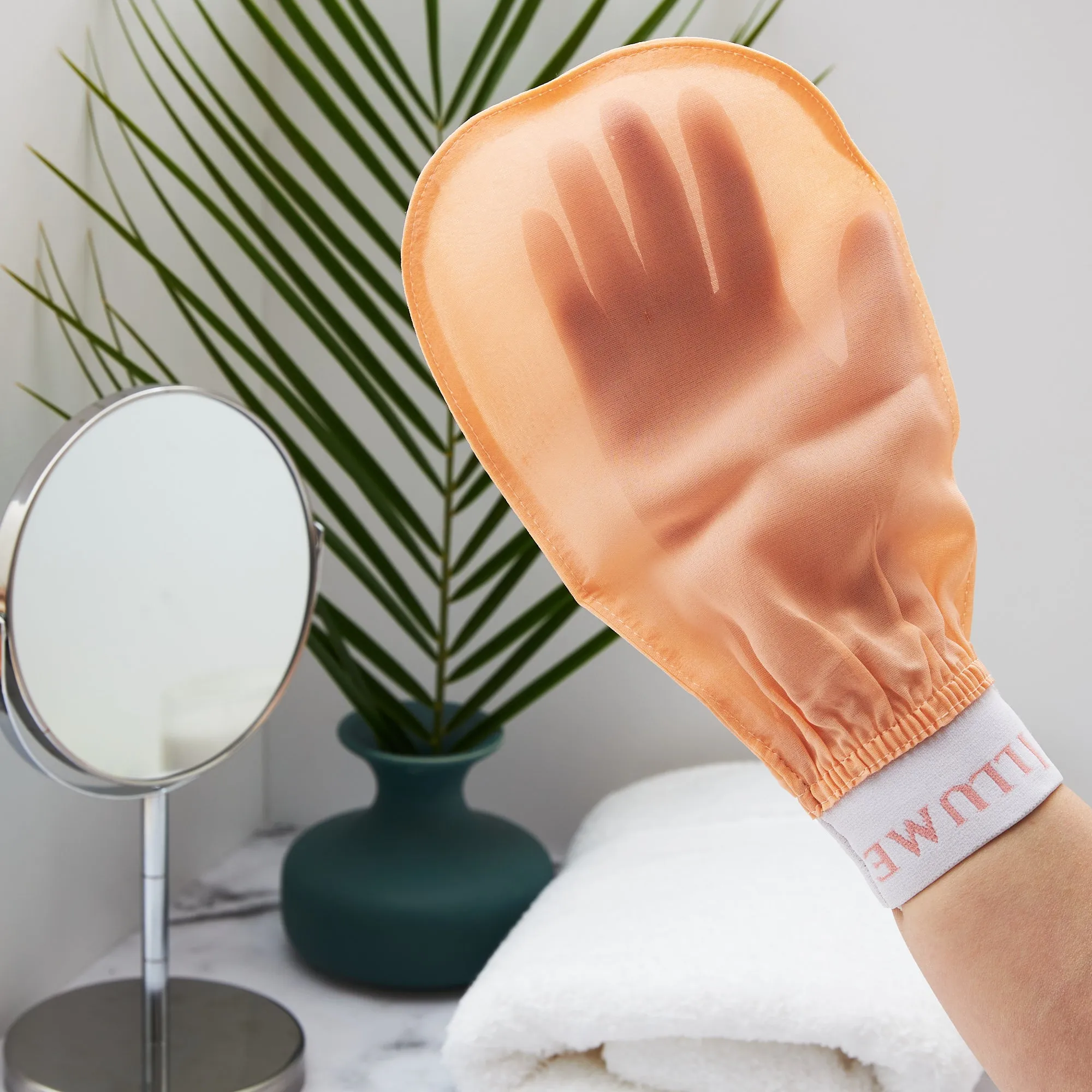 100% Silk Exfoliating Body Glove