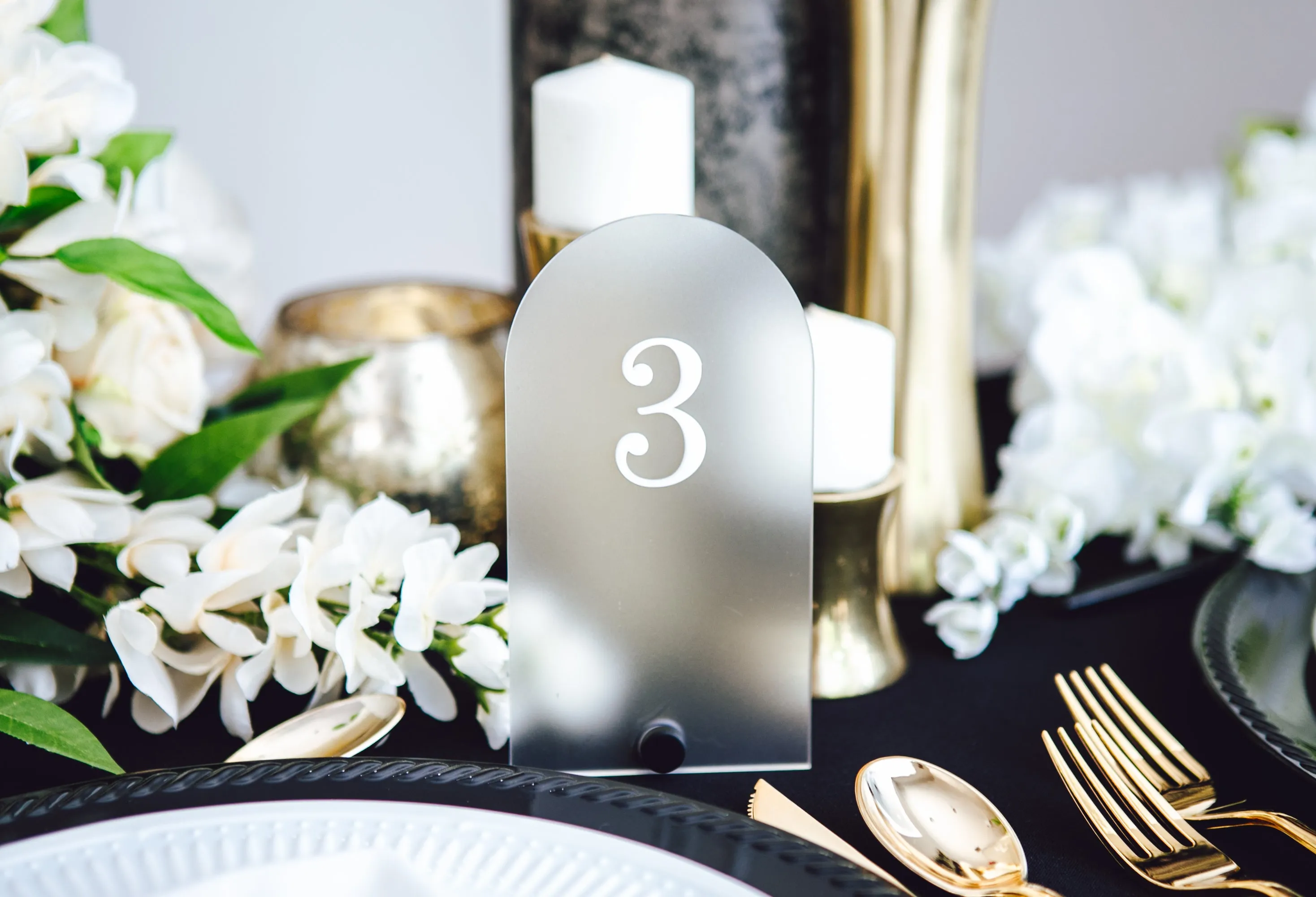 Acrylic Table Numbers, Modern Shape Wedding Table Sign