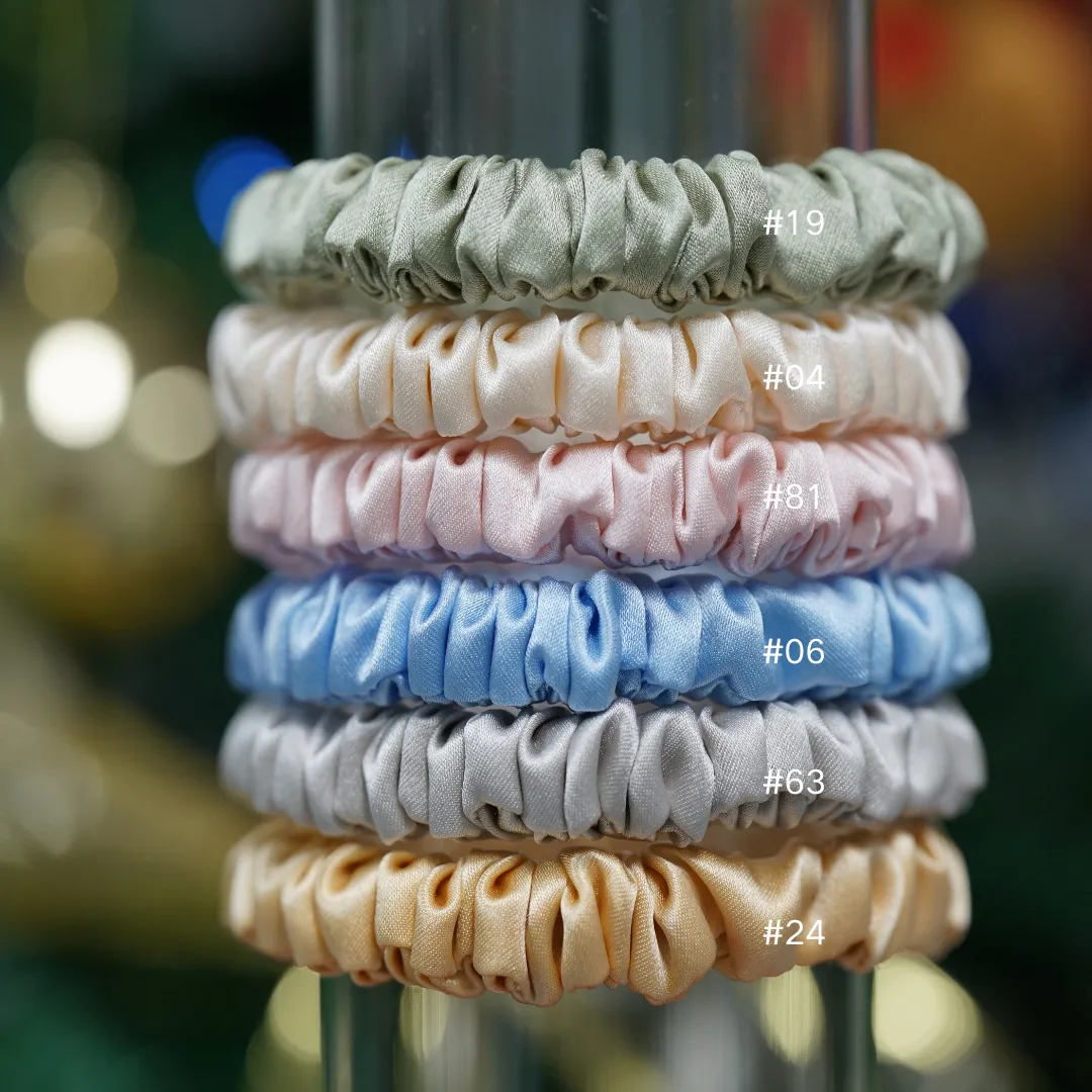 Bean Green silk scrunchies mini