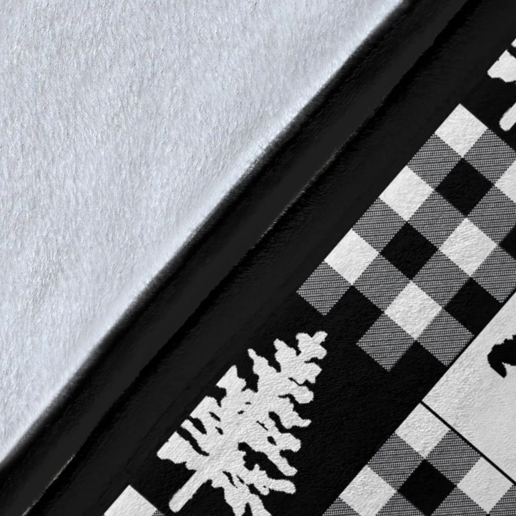 Black and White Buffalo Plaid Fleece Throw Blanket Country Lodge Pattern