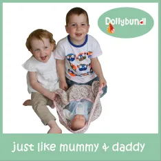 Dollybundl - The Toy Dollybundl for Dollies and Teddys     * SORRY BUT THIS PRODUCT IS ONLY AVAILABLE IN THE UK AND OUT OF STOCK IN THE USA
