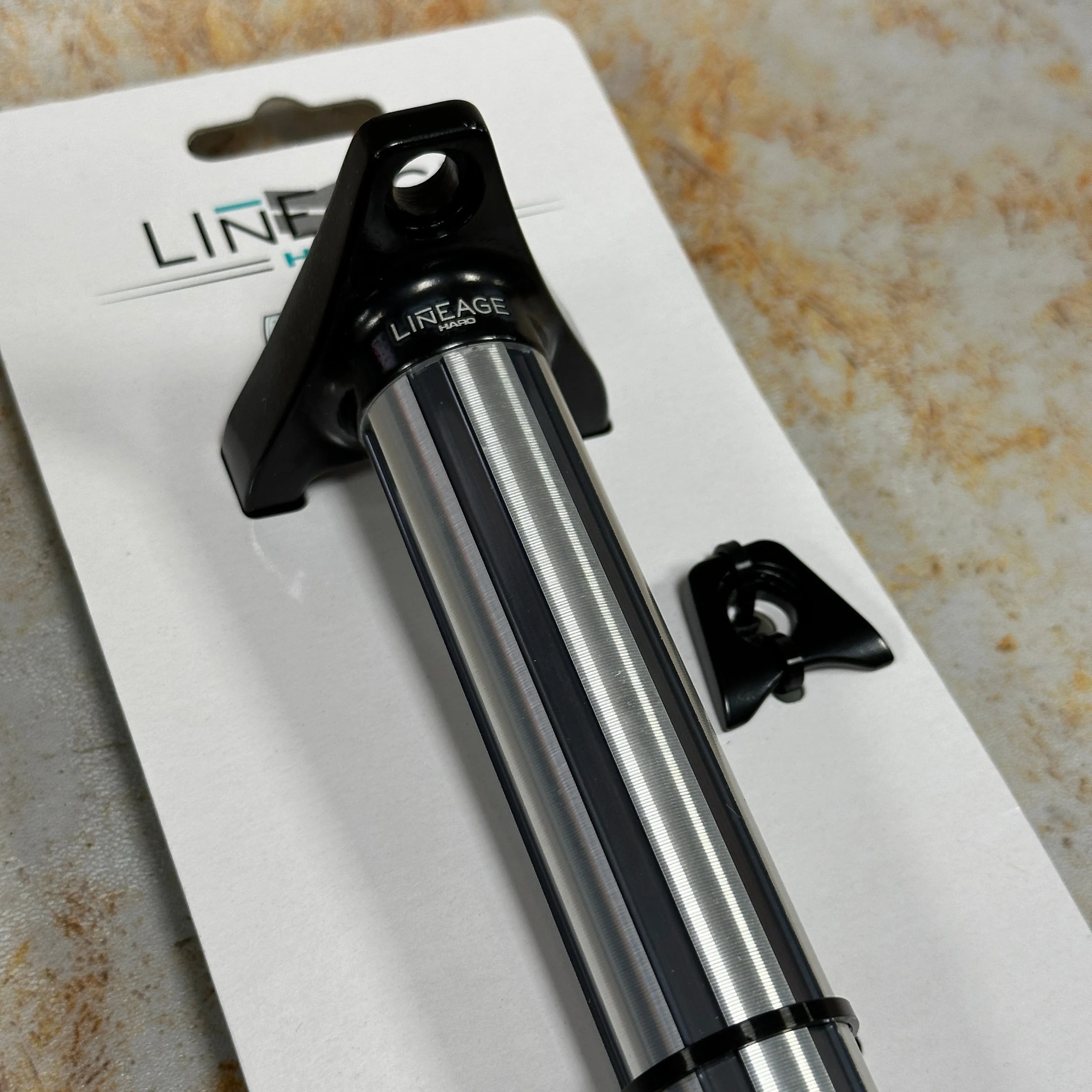 Haro Lineage Tripod Fluted Alloy Seatpost 300mm