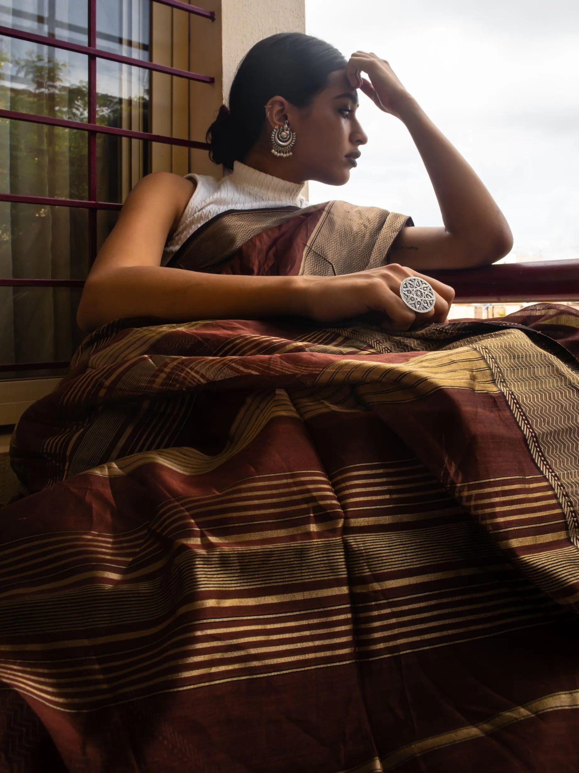 Maheswari Handloom saree - Seher - brown zari