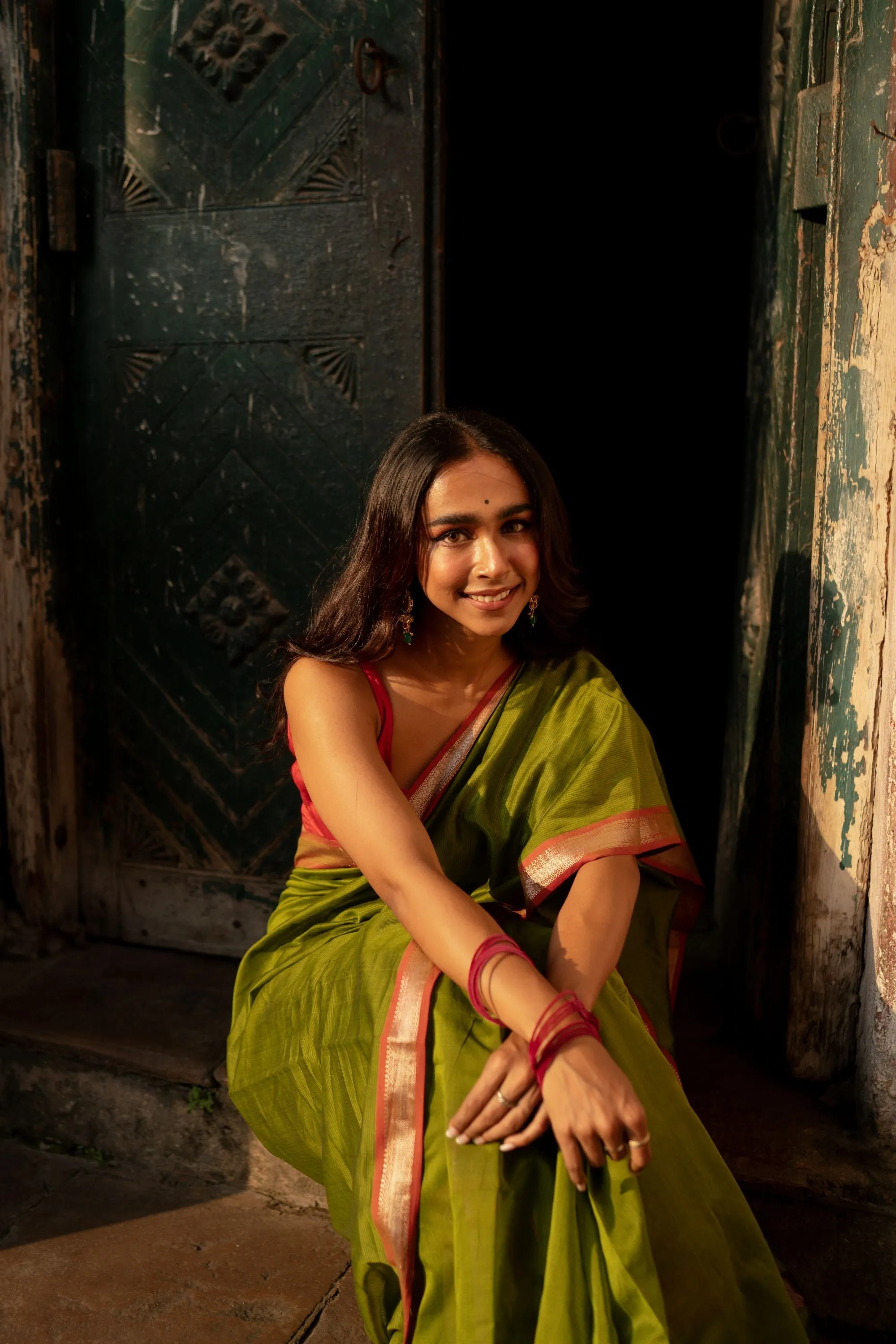 Maheswari Handloom saree - Seher - Green pink zari