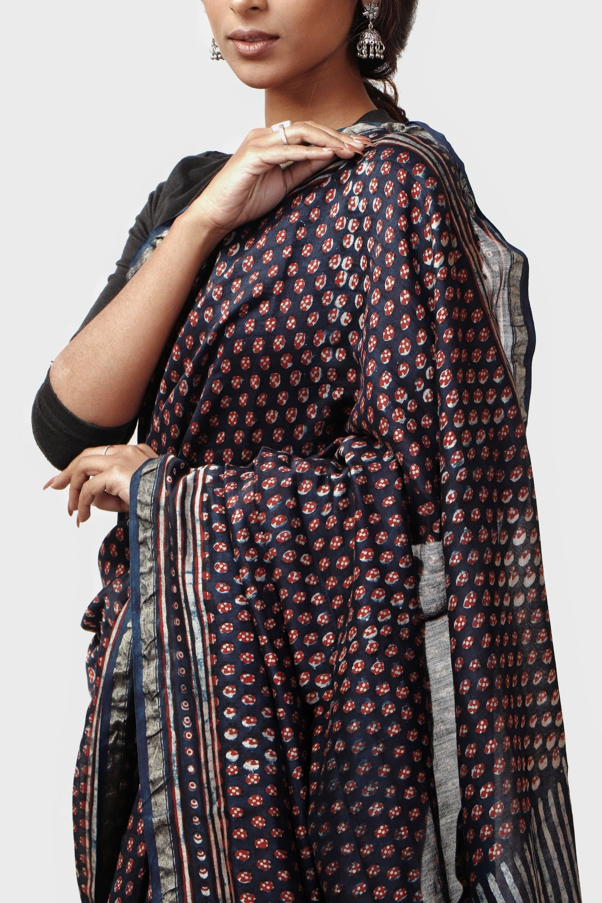 Natural dyed Dabu sarees - Malhar - Pharad Makkhi
