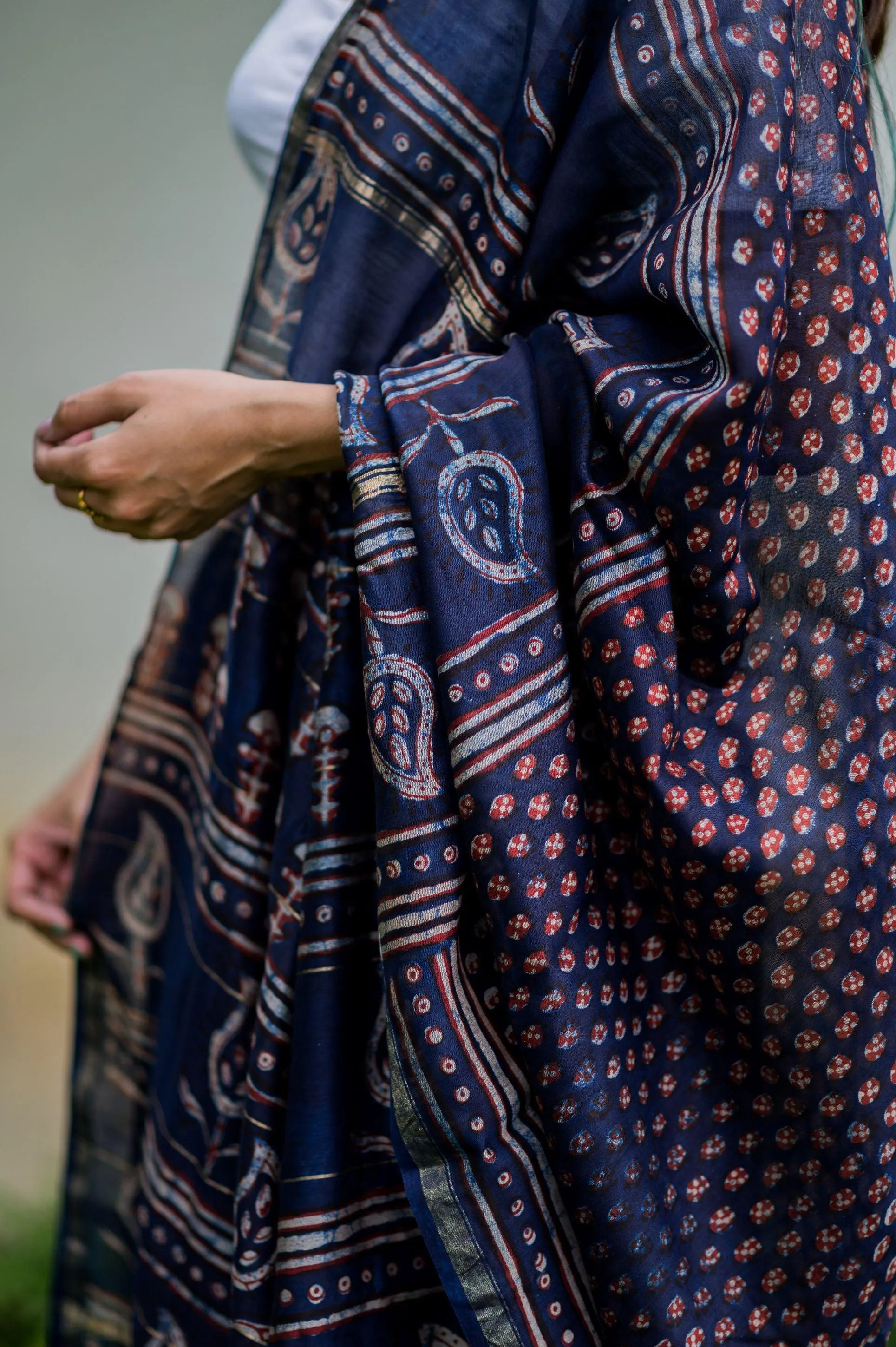 Natural dyed Dabu sarees - Malhar - Pharad Makkhi