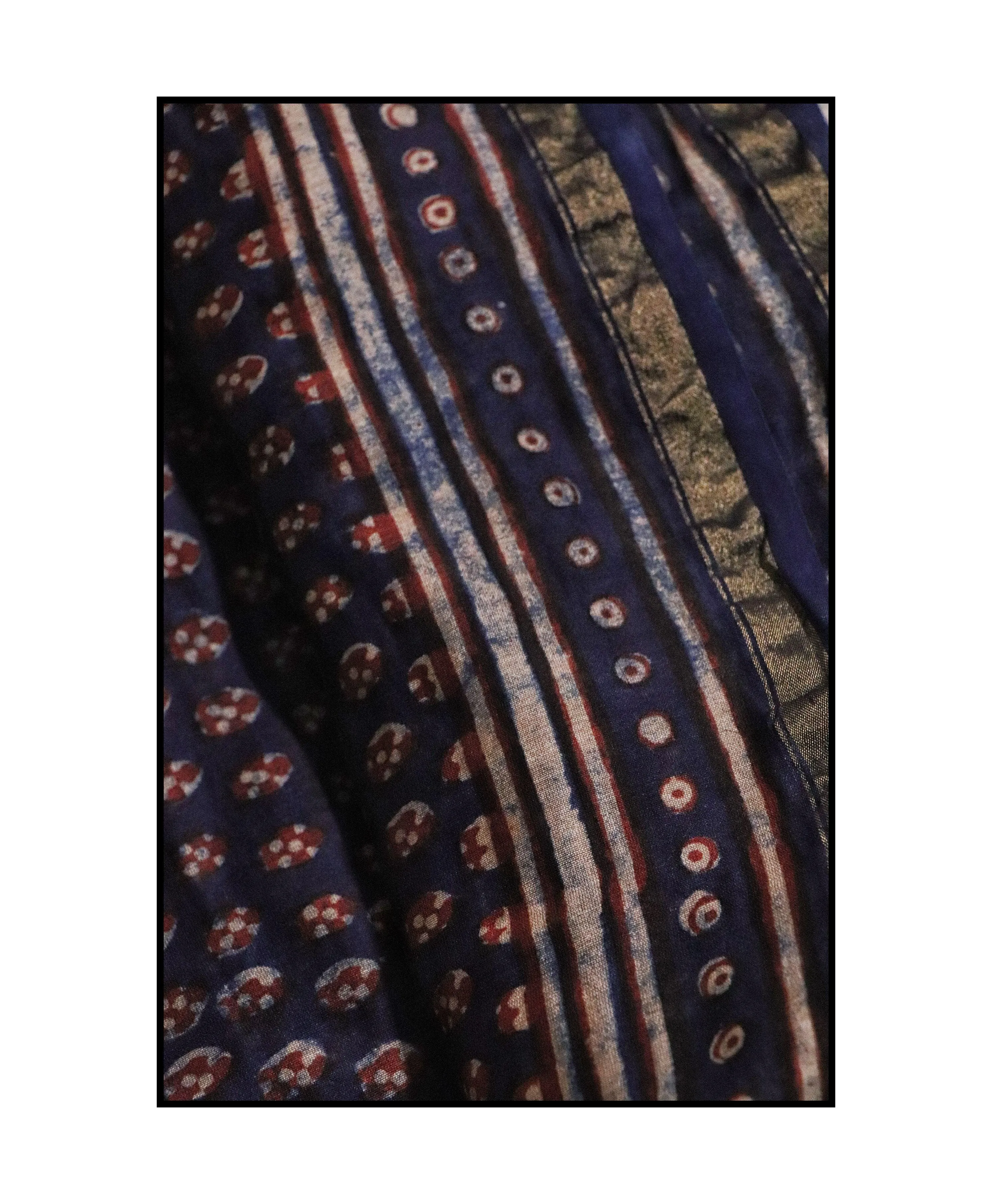 Natural dyed Dabu sarees - Malhar - Pharad Makkhi