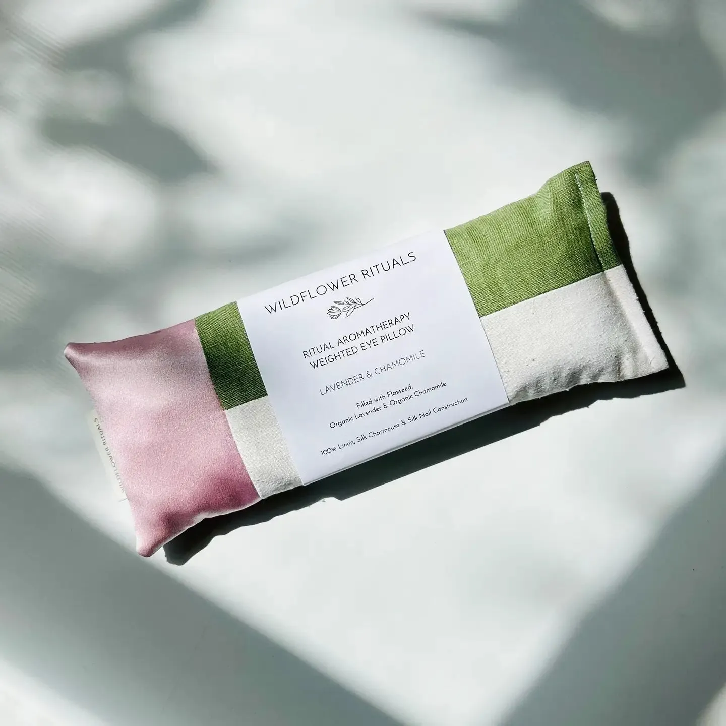 ritual aromatherapy weighted eye pillow - lavender & chamomile
