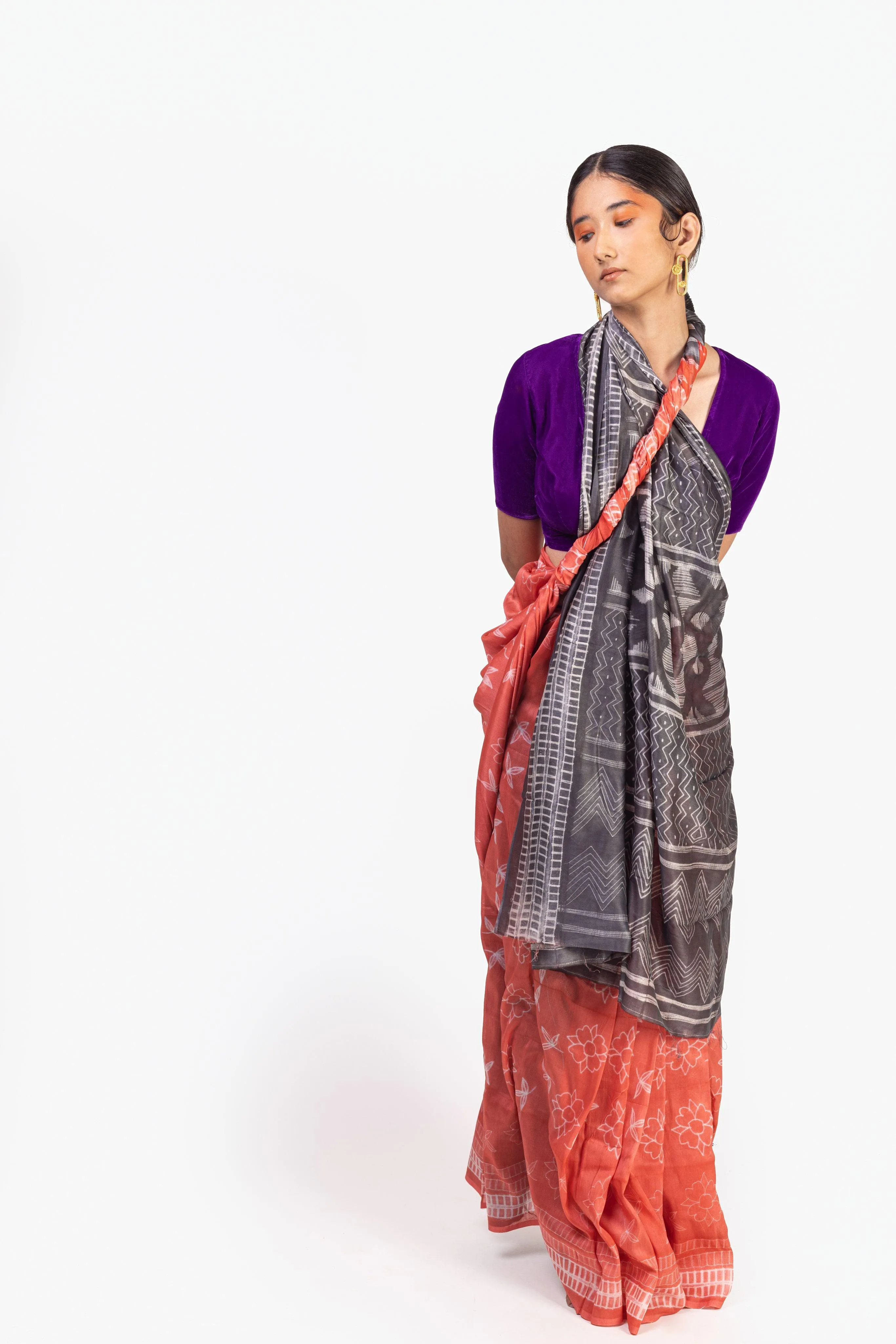 The art of Tie and Dye - Zahra - Red and Grey Shibori saree