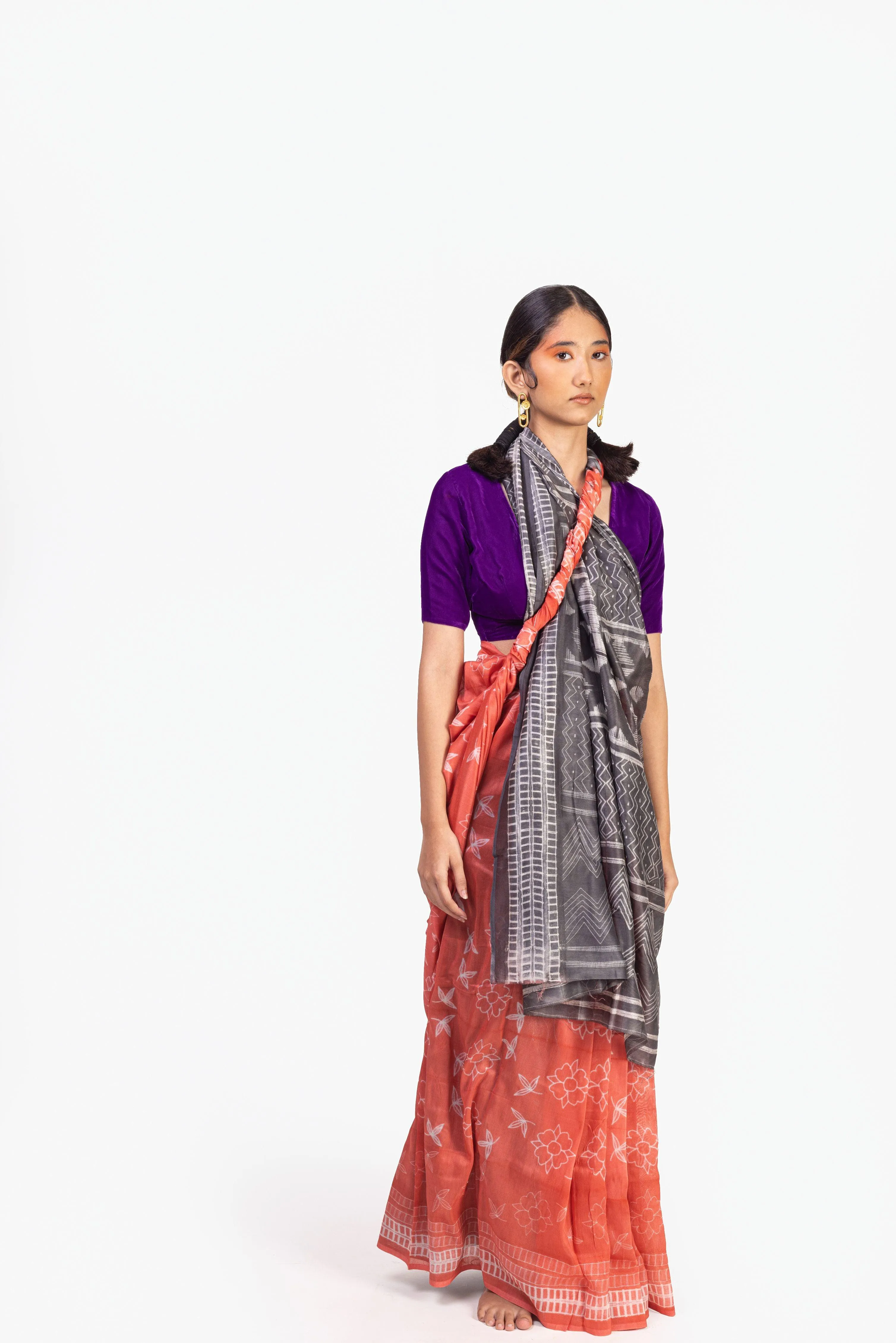 The art of Tie and Dye - Zahra - Red and Grey Shibori saree